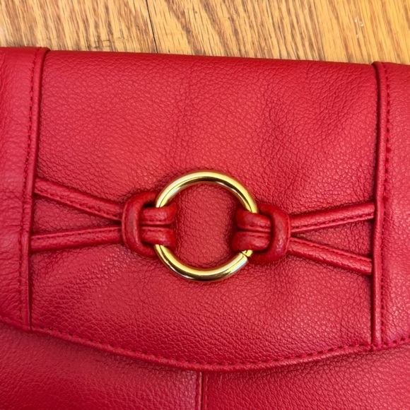 Toni Genuine Leather Elegant Red Shoulder Crossbody Women’s Purse - Picture 8 of 11